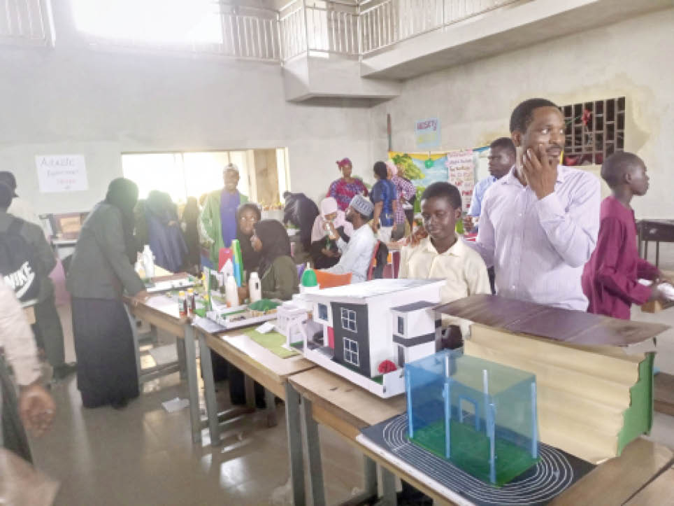 Bright Sun College rewards 18 valedictorians on UTME success