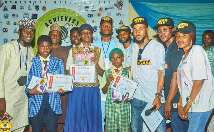 SS student, Rahmat Abdulkadir, wins 2025 Niger spelling bee