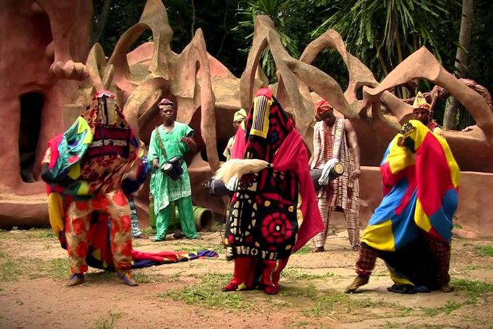 The aggressive masquerades