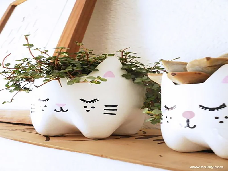 Eco-friendly crafts: Turn trash into treasure