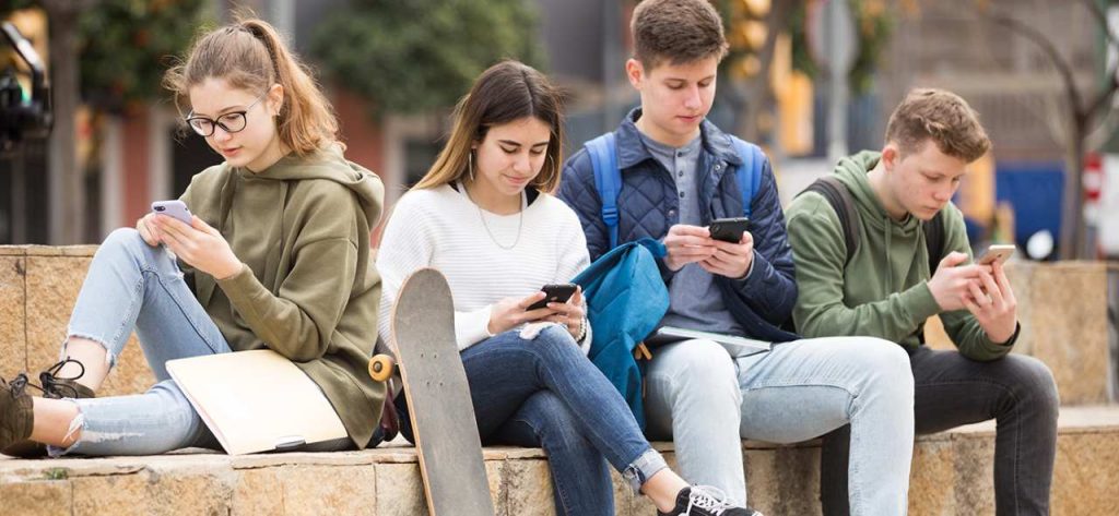 Social media: Connecting teenagers or controlling their lives?