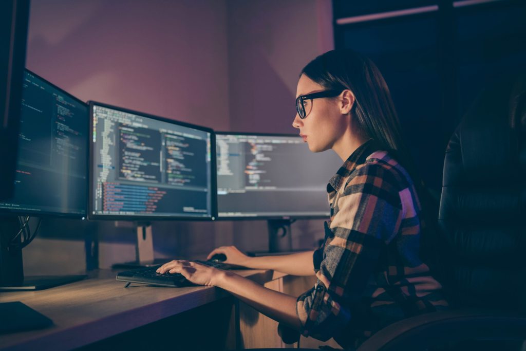 Turning clicks into cash: How young minds can make money as SEO specialists