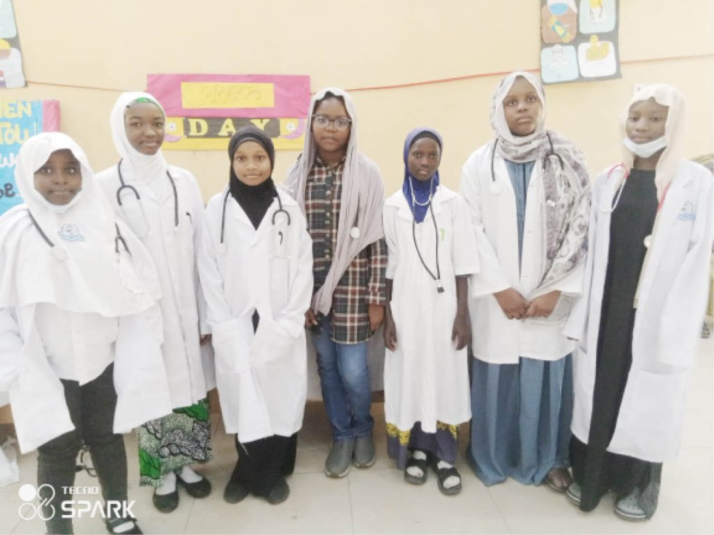 Students of FOMWAN Basic School During an Excursion to Arts and Crafts Village